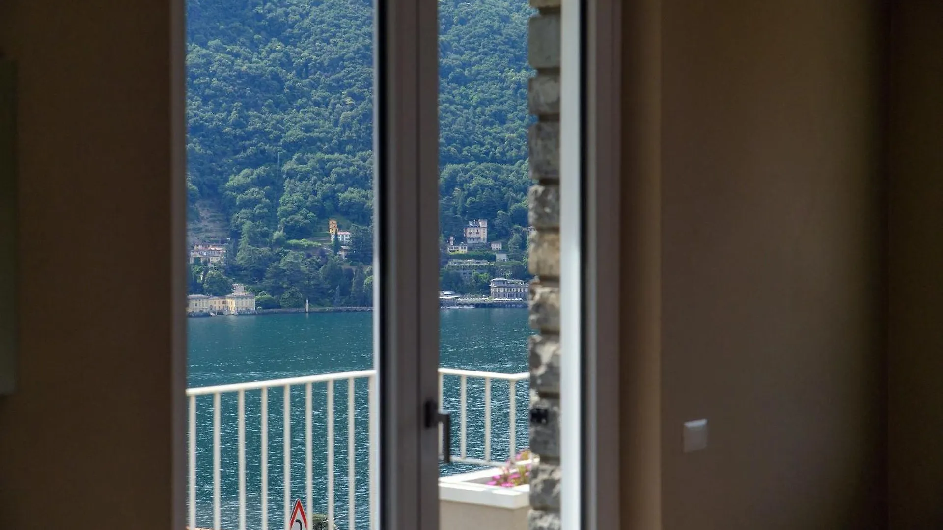 Como Lake Amazing View - Bymyhomeincomo Moltrasio Appartement