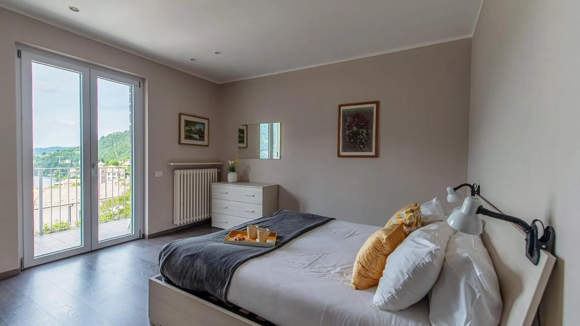 Appartement Como Lake Amazing View - Bymyhomeincomo Moltrasio Italie
